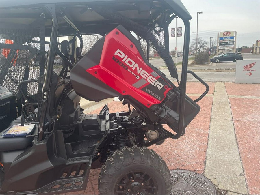 2024 Honda Pioneer 1000-5 Deluxe