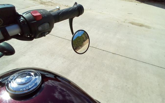 2017 Triumph Bonneville Bobber Base