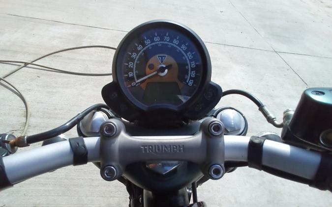 2017 Triumph Bonneville Bobber Base