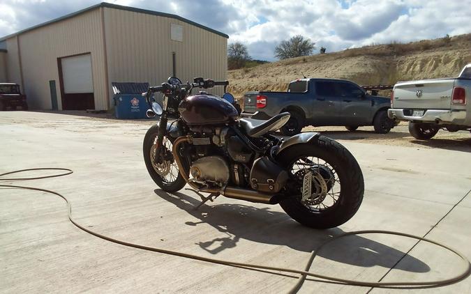 2017 Triumph Bonneville Bobber Base