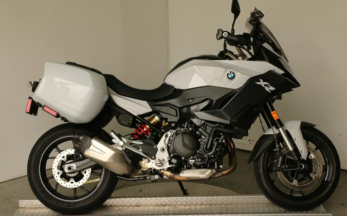 2024 BMW F 900 XR