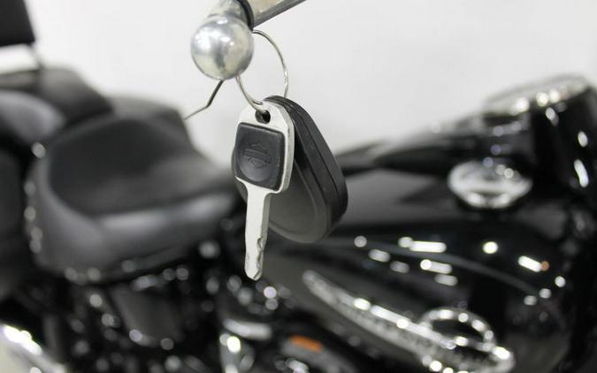 2019 Harley Davidson Heritage Classic 107 FLHC