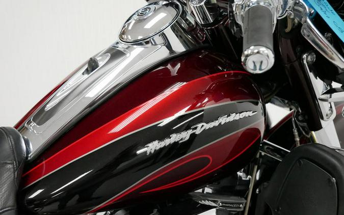 2013 Harley-Davidson® FLHTCUSE8 - CVO™ Ultra Classic® Electra Glide®