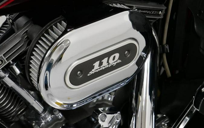 2013 Harley-Davidson® FLHTCUSE8 - CVO™ Ultra Classic® Electra Glide®