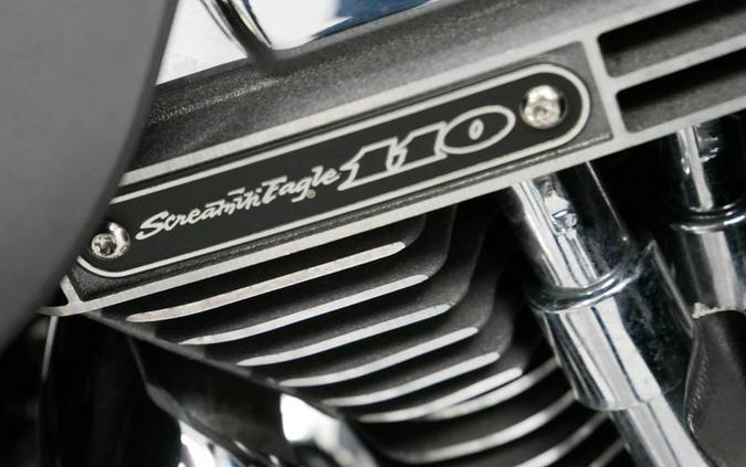 2013 Harley-Davidson® FLHTCUSE8 - CVO™ Ultra Classic® Electra Glide®