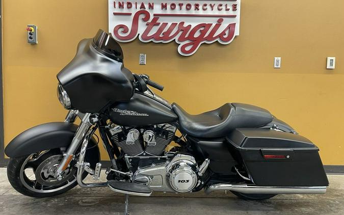 2013 Harley-Davidson FLHX - Street Glide