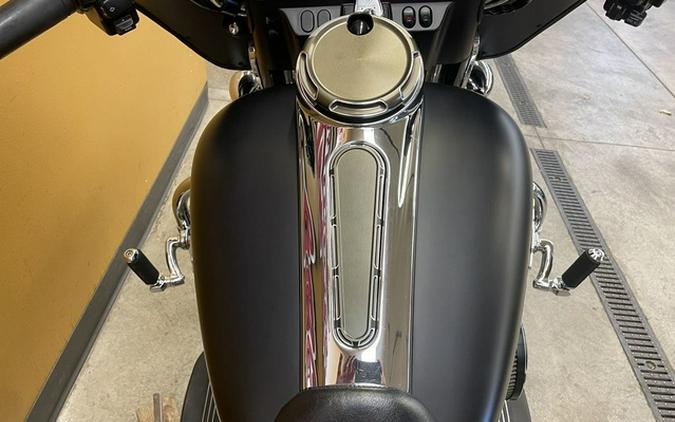 2013 Harley-Davidson FLHX - Street Glide