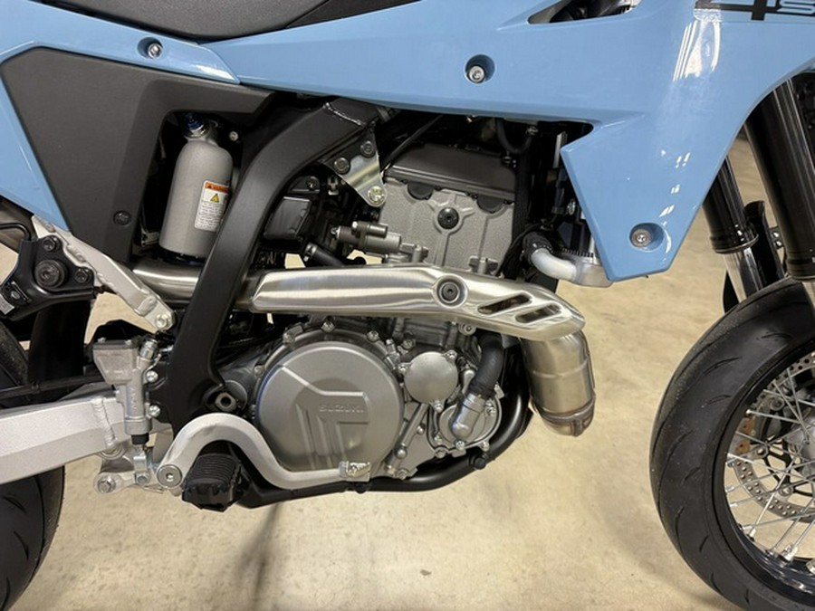 2026 Suzuki DR-Z 4SM