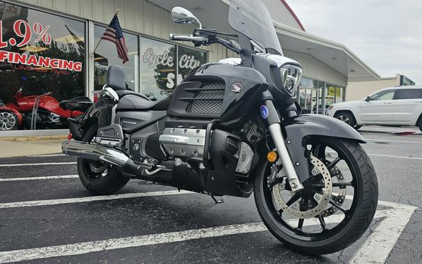 2014 Valkyrie - Honda