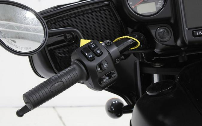 2021 Indian Chieftain Dark Horse Thunder Black Smoke
