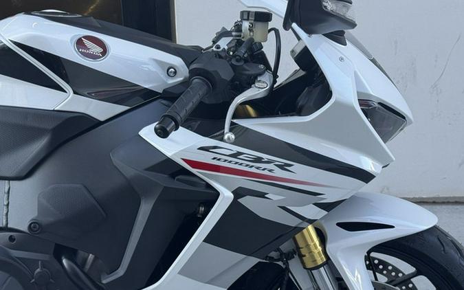 2027 Honda CBR1000RR ABS