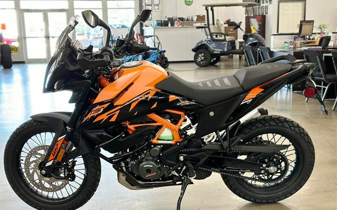 2024 KTM Adventure 390