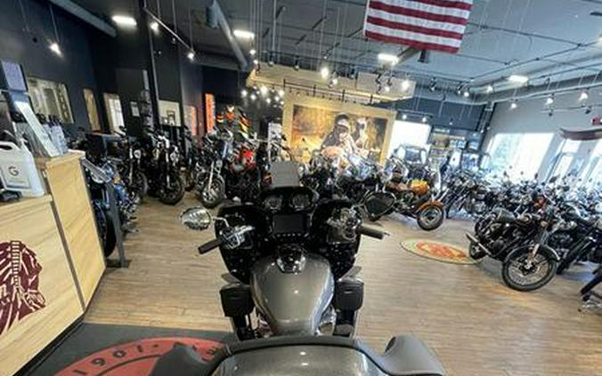 2024 Indian Motorcycle® Pursuit® Limited® with PowerBand Audio Package Titanium/Black Metallic