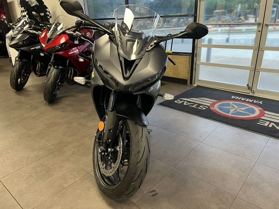 2025 Triumph Daytona 660 Satin Granite/Satin Black