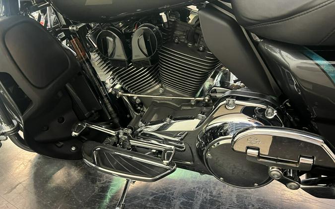2015 Harley-Davidson CVO Ultra Limited Carbon Dust/Charcoal Slate W/ TRAILER