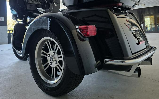 2023 Harley-Davidson® Tri Glide® Ultra FLHTCUTG