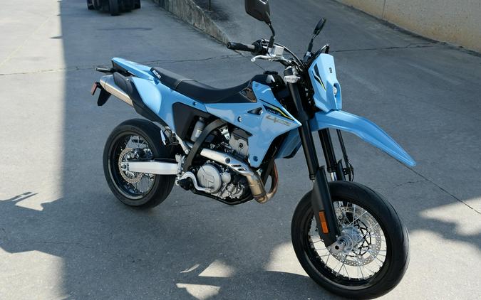 2025 SUZUKI DR-Z4SM