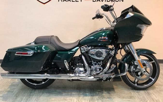 2024 Harley-Davidson Road Glide® Alpine Green FLTRX