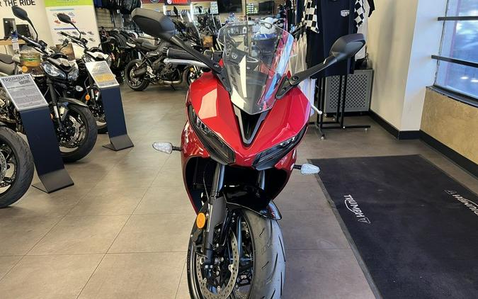 2025 Triumph Daytona 660 Carnival Red/Sapphire Black