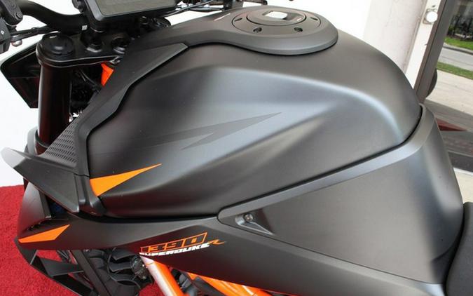 2024 KTM 1390 Super Duke R EVO