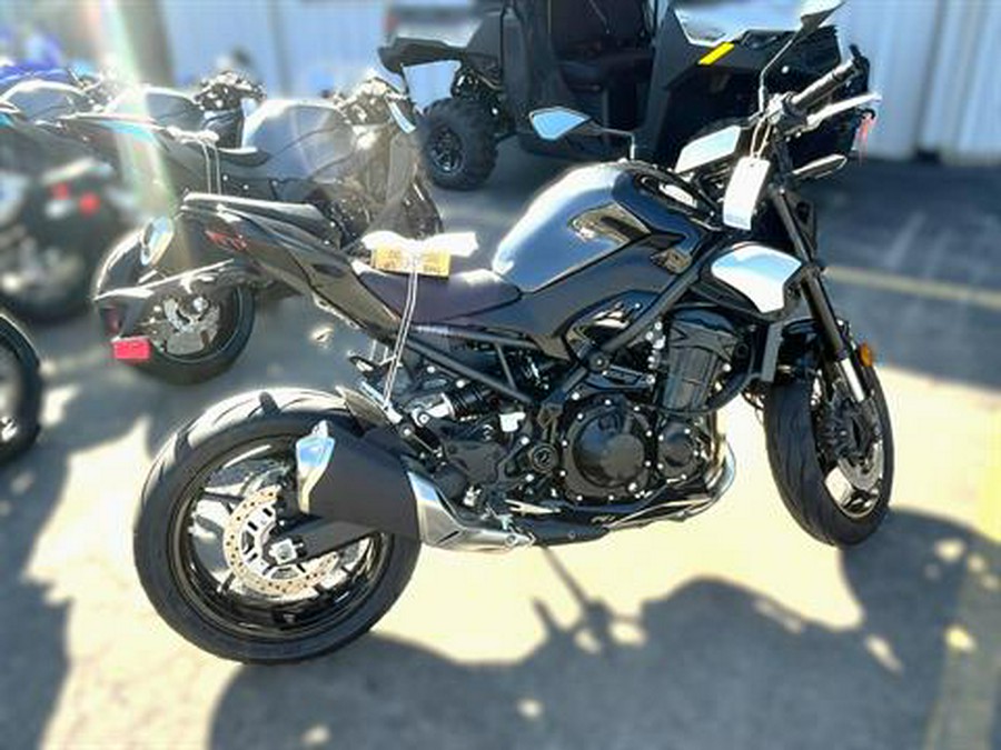 2025 Kawasaki Z900 ABS