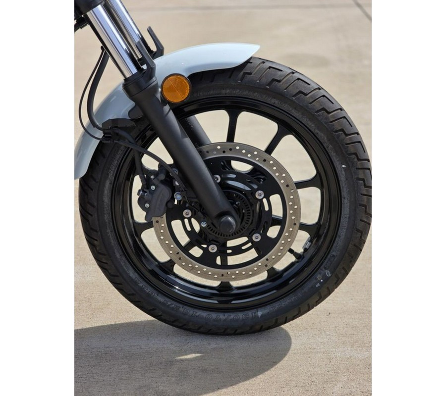 2024 Kawasaki Eliminator® ABS Pearl Robotic White