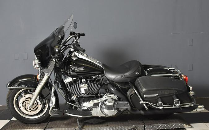 2007 Harley-Davidson Road King Classic Black FLHRC