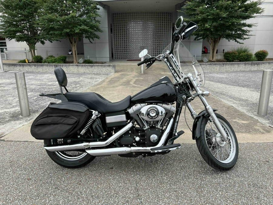 2006 Harley-Davidson Street Bob Vivid Black