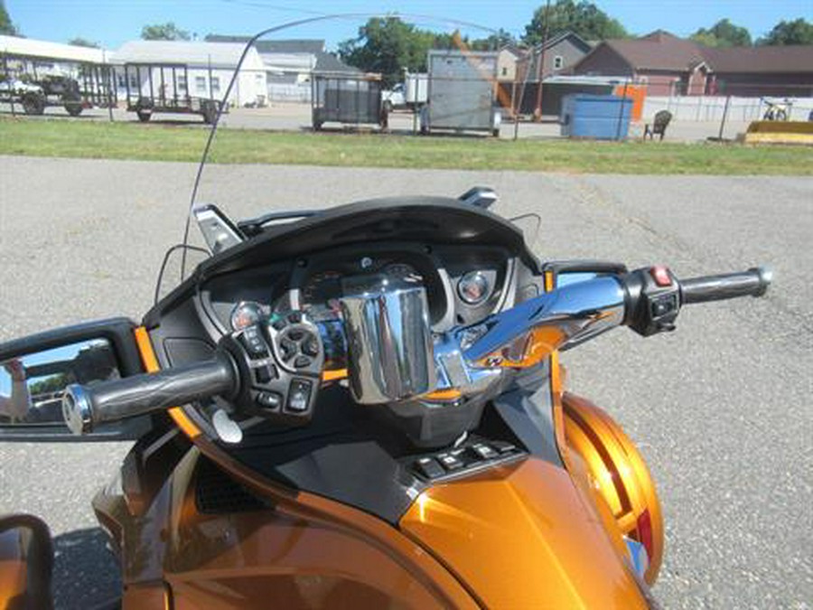 2014 Can-Am Spyder® RT Limited