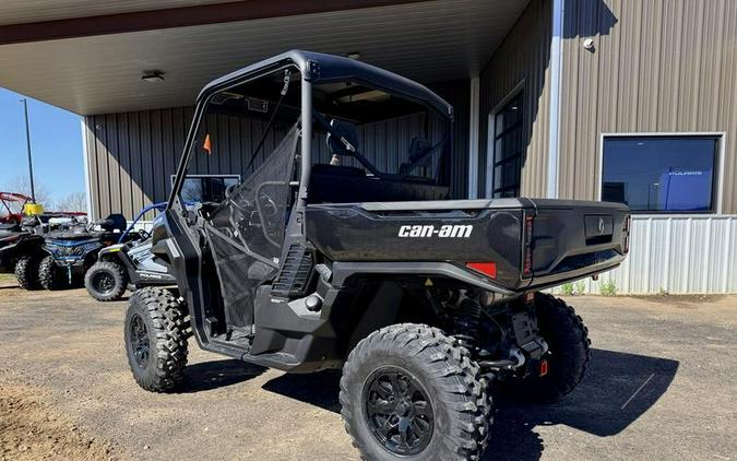 2026 Can-Am® Defender XT HD11 With 10.25 in.display
