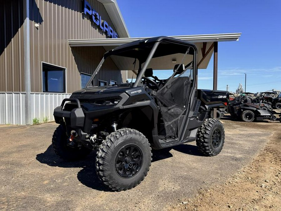 2026 Can-Am® Defender XT HD11 With 10.25 in.display