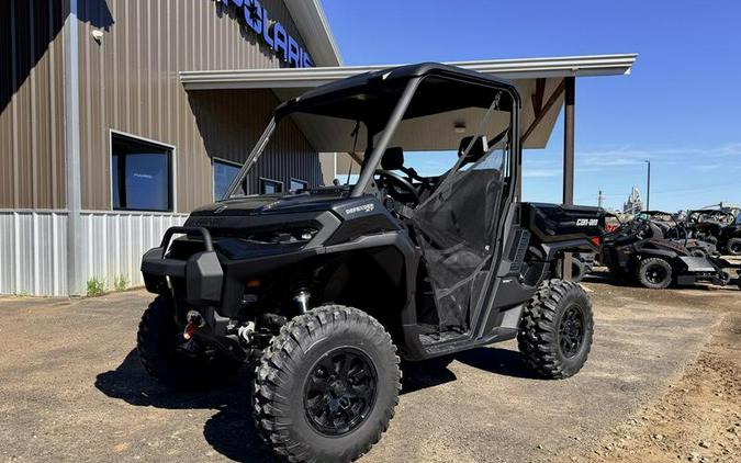 2026 Can-Am® Defender XT HD11 With 10.25 in.display