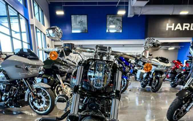 2024 Harley-Davidson Softail FXBR - Breakout