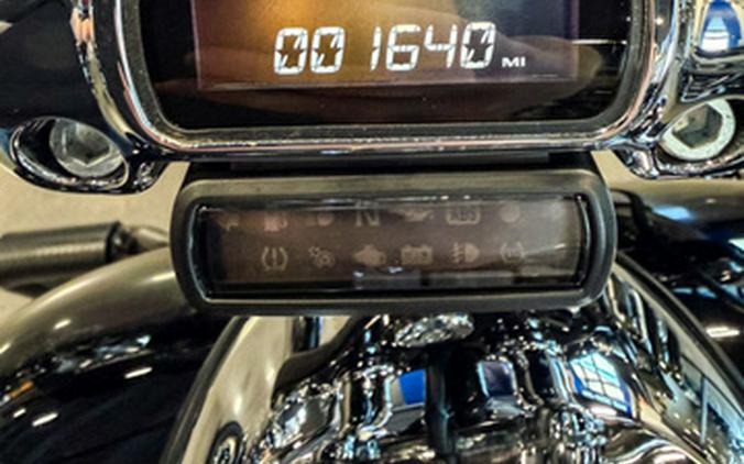 2024 Harley-Davidson Softail FXBR - Breakout