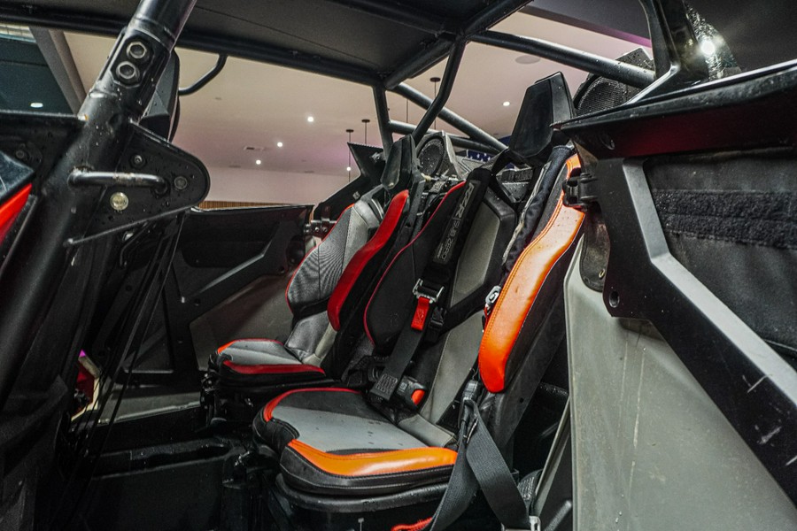 2022 Polaris RZR Turbo R 4