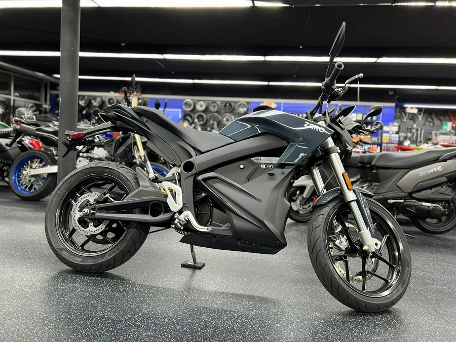 2023 Zero™ Motorcycles Zero S ZF7.2