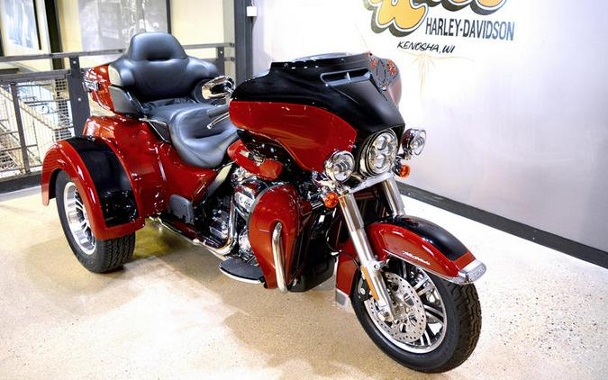 2024 Harley-Davidson® FLHTCUTG - Tri Glide® Ultra