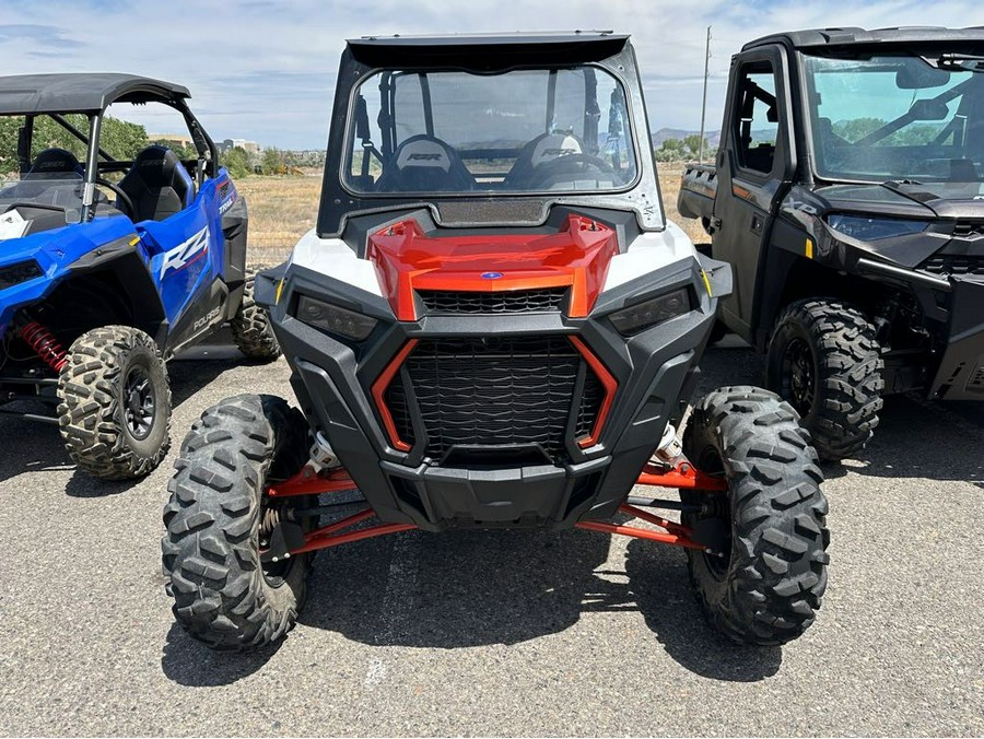 2019 Polaris Industries RZR XP® 4 Turbo - Matte White Pearl