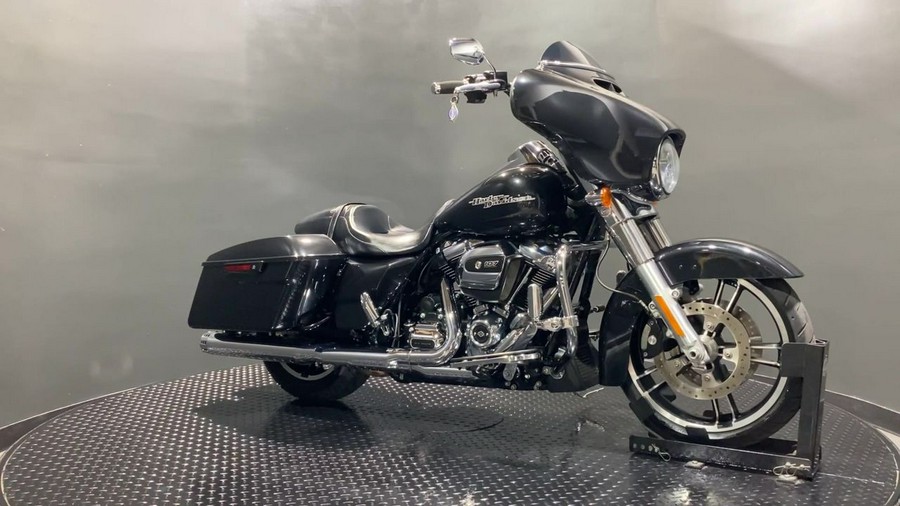 2018 Harley-Davidson® FLHX - Street Glide®