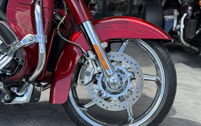 FLHXSE 2016 CVO Street Glide