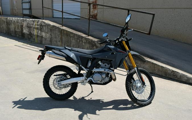 2025 SUZUKI DR-Z4S