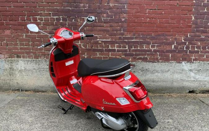 New 2025 Vespa GTS SUPER 300