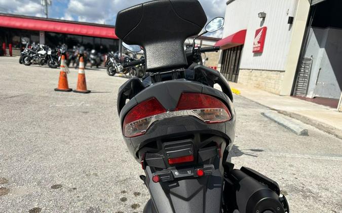 2023 Suzuki Burgman 400