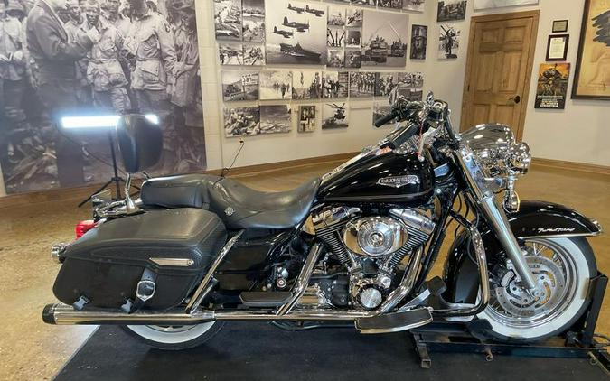 2006 Harley-Davidson® FLHRCI - Road King® Classic