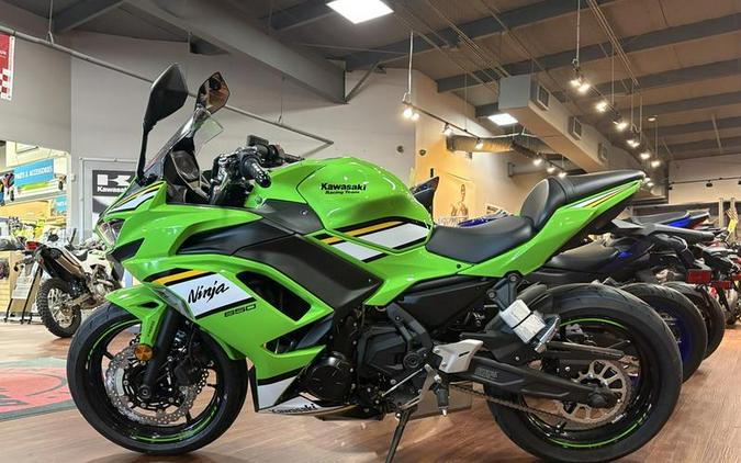 2025 Kawasaki Ninja® 650 KRT Edition ABS
