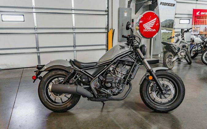 2026 Honda Rebel 300 E-Clutch