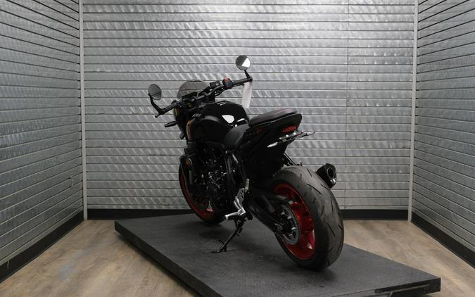 2026 SUZUKI GSX-8TT