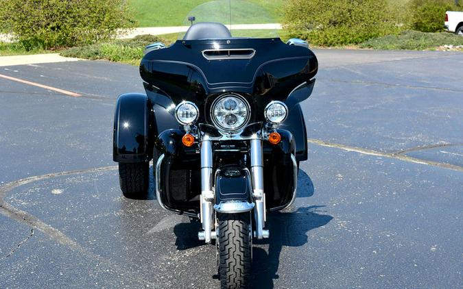 2024 Harley-Davidson® FLHTCUTG - Tri Glide® Ultra