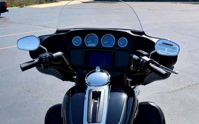 2024 Harley-Davidson® FLHTCUTG - Tri Glide® Ultra