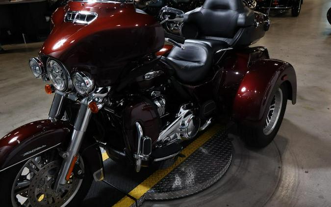 2019 Harley-Davidson® FLHTCUTG - Tri Glide® Ultra